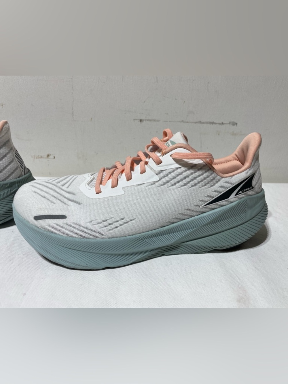 Altra FWD Experience Running Shoes Womens 8.5 White Pink Zero Drop Comfort - Picture 7 of 16